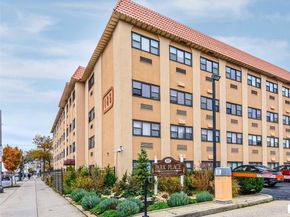 185 W Park Avenue 302, Long Beach NY 11561