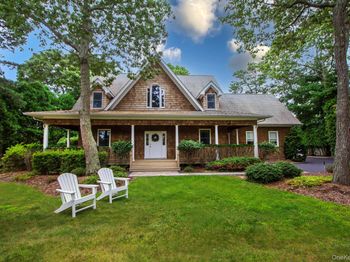 49 Bridle Path