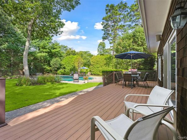 49 Bridle Path, Westhampton Beach NY 11978
