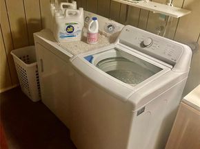 121-18 238th Street, Laurelton NY 11422