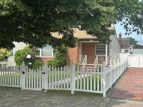 121-18 238th Street, Laurelton NY 11422