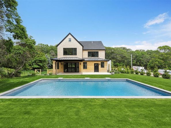 57 Newtown Road, Hampton Bays NY 11946
