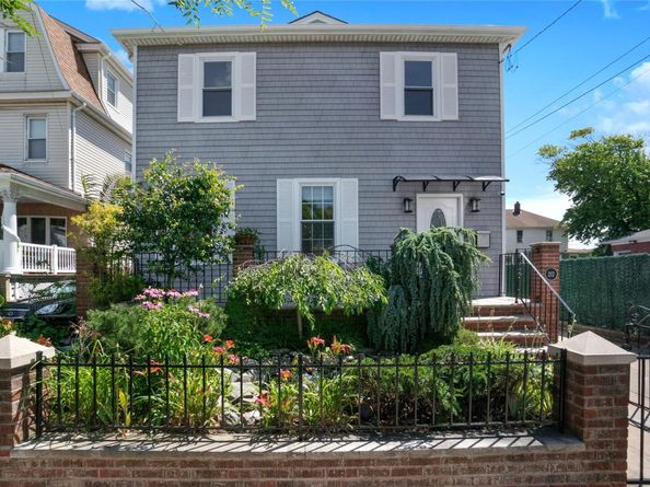 212 Beach 118th Street, Rockaway Park NY 11694