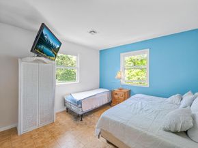 4 Cooks Lane, Westhampton NY 11977