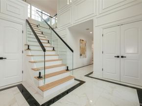 52 Cortland Ave, Hicksville NY 11801