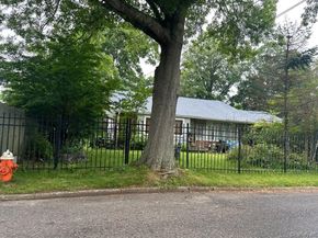15 Glenwood Lane, Huntington NY 11743