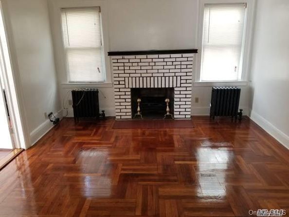 109-49 215 Street, Queens Village NY 11429