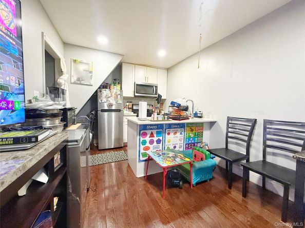 110-39 156th Street, Jamaica NY 11433