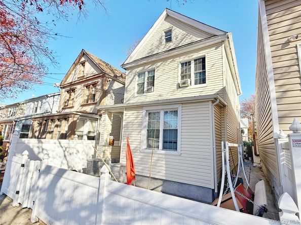 110-39 156th Street, Jamaica NY 11433