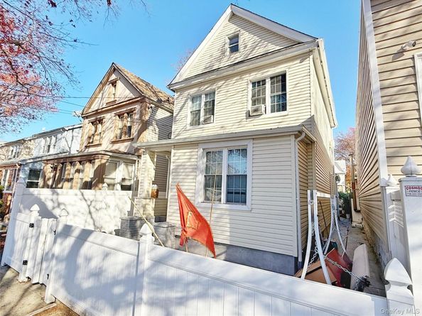 110-39 156th Street, Jamaica NY 11433
