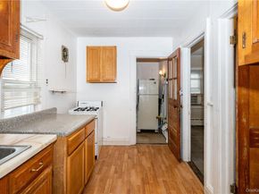 483-485 Minnieford Avenue, Bronx NY 10464