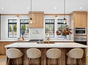 11 Old School House Lane, East Hampton NY 11937