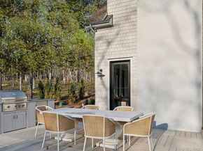 11 Old School House Lane, East Hampton NY 11937