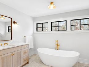 11 Old School House Lane, East Hampton NY 11937
