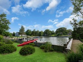 2360 Peconic Bay Boulevard, Laurel NY 11948