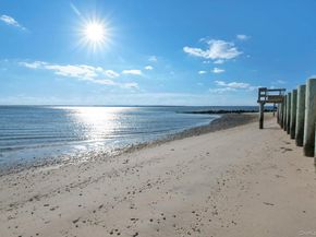 2360 Peconic Bay Boulevard, Laurel NY 11948