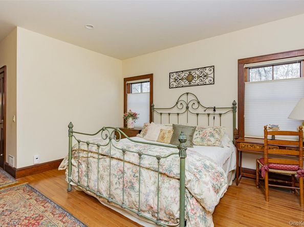 27 Country Club Drive, Shelter Island NY 11964