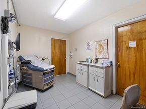 1214 Pelham Parkway S, Bronx NY 10461
