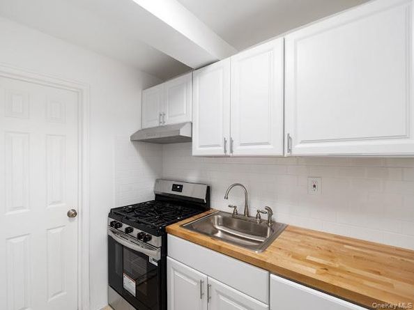 1214 Pelham Parkway S, Bronx NY 10461