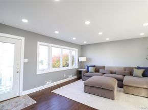 14a Earl Place, Amity Harbor NY 11701