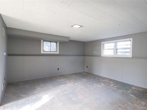 14a Earl Place, Amity Harbor NY 11701