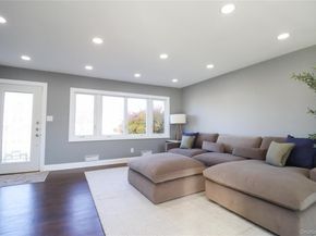 14a Earl Place, Amity Harbor NY 11701