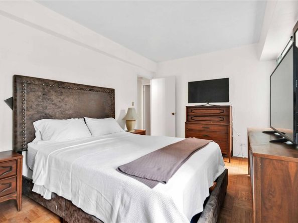 225 Adams Street 1H, Brooklyn NY 11201
