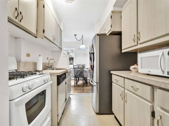 225 Adams Street 1H, Brooklyn NY 11201