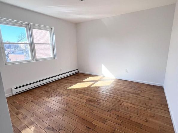 2037 Radcliff Avenue, Bronx NY 10462
