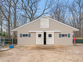 14 Hillside Avenue, Saint James NY 11780