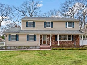 14 Hillside Avenue, Saint James NY 11780