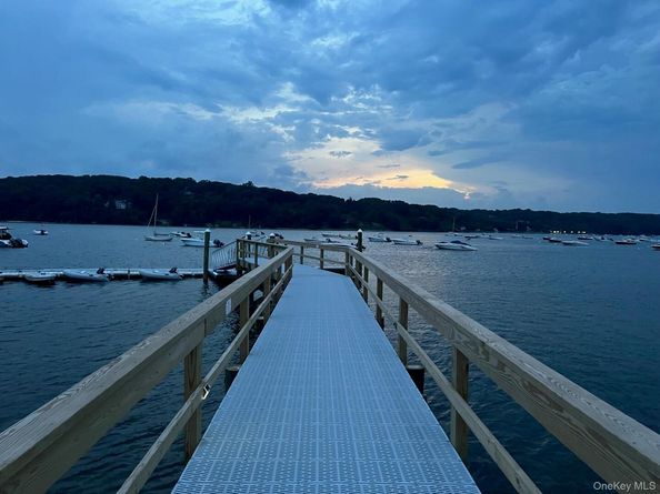4 Kennedy Lane, Cold Spring Harbor NY 11724