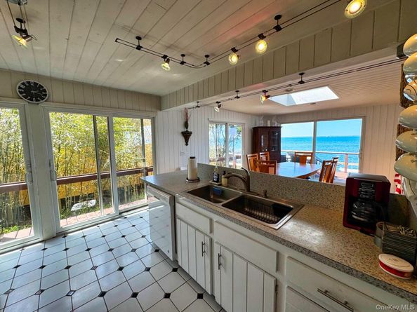 258 Bay Walk, Fire Island Pines NY 11782