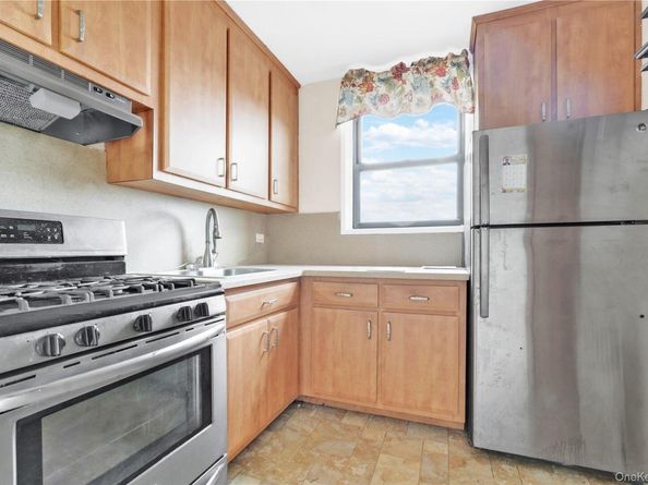108-05 Astoria Boulevard 6A, East Elmhurst NY 11369