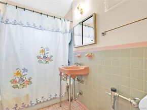 108-05 Astoria Boulevard 6A, East Elmhurst NY 11369