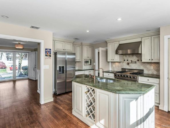 1402 Bay Boulevard, Atlantic Beach NY 11509