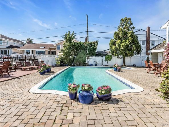 1402 Bay Boulevard, Atlantic Beach NY 11509