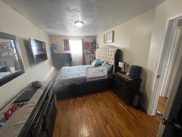 6020 Saint Felix Avenue, Glendale NY 11385