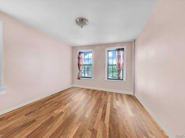 100 Parkway Road 4C, Bronxville NY 10708