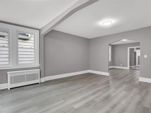 62-22 80th Road, Glendale NY 11385
