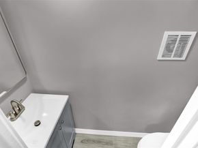 62-22 80th Road, Glendale NY 11385