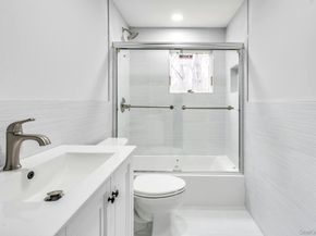 539 Split Rock Road, Syosset NY 11791