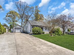 118 Noel Drive, Centereach NY 11720