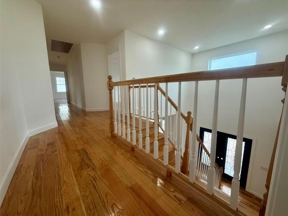 139 Miller Avenue SW, Amityville NY 11701