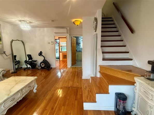 154-6 64th Avenue, Flushing NY 11367