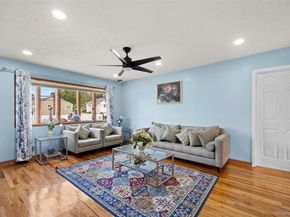 21 Westgate Road, Massapequa Park NY 11762