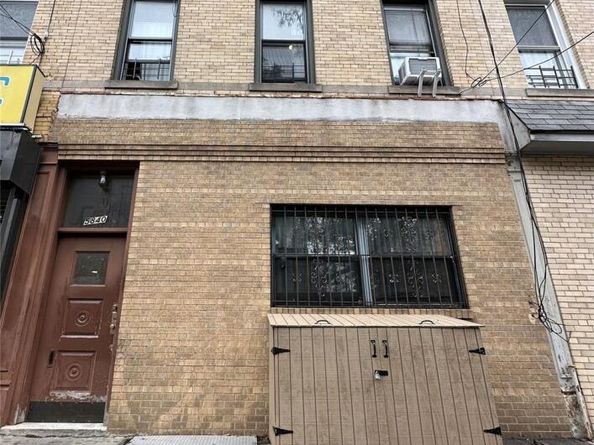 5840 Catalpa Avenue, Ridgewood NY 11385