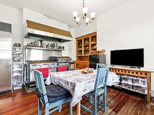43 Broadview Avenue, New Rochelle NY 10804