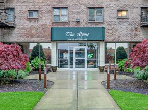 204-15 Foothill Avenue B53, Hollis NY 11423