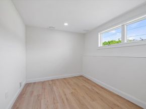 8 April Avenue, Dix Hills NY 11746